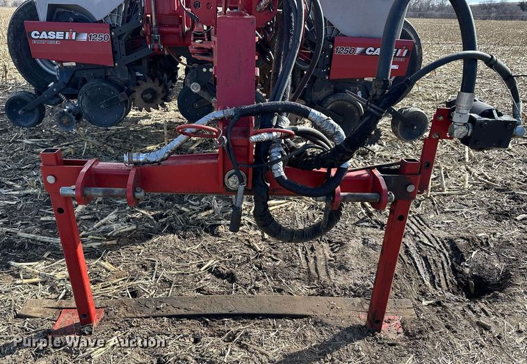 image for item NJ9351 Case IH Early Riser 1250 planter