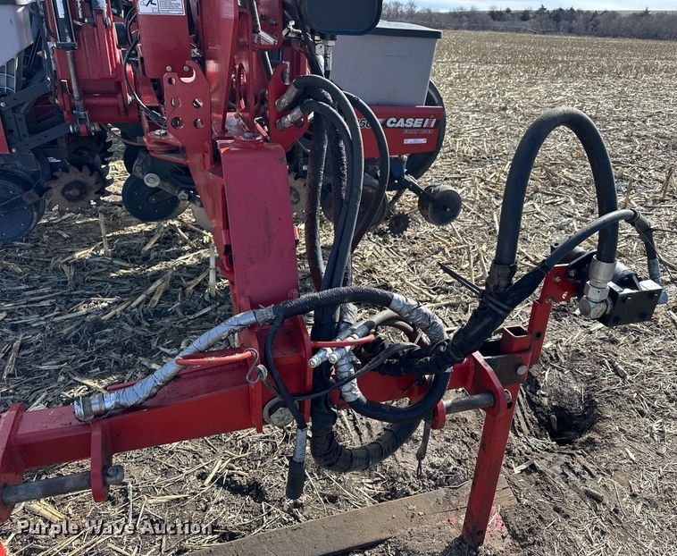 image for item NJ9351 Case IH Early Riser 1250 planter