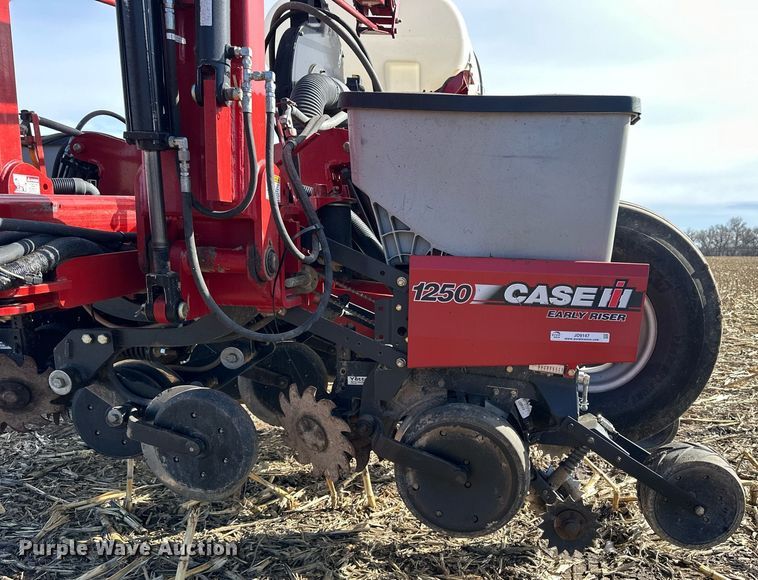 image for item NJ9351 Case IH Early Riser 1250 planter