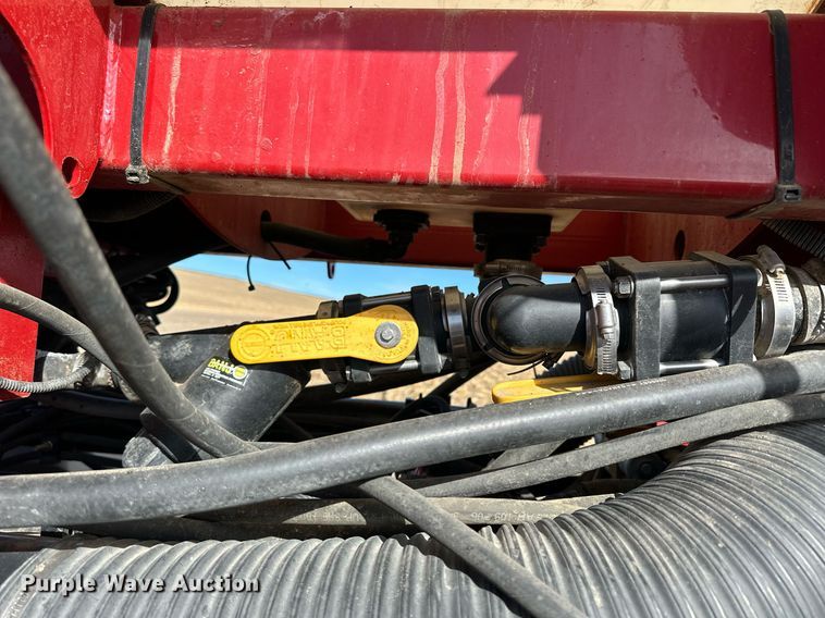 image for item NJ9351 Case IH Early Riser 1250 planter