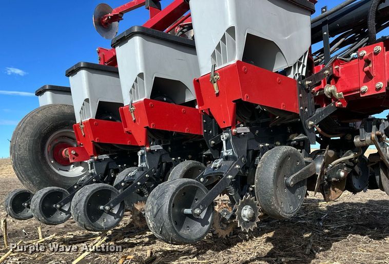 image for item NJ9351 Case IH Early Riser 1250 planter