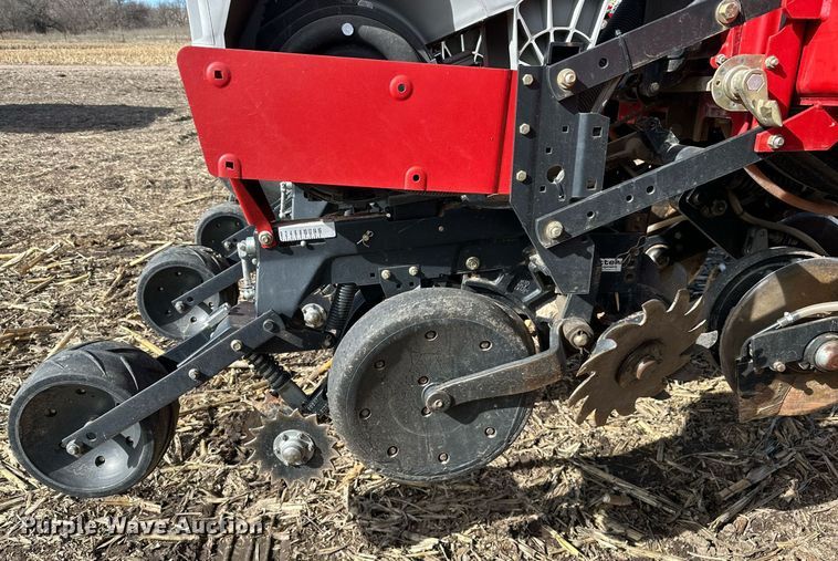 image for item NJ9351 Case IH Early Riser 1250 planter