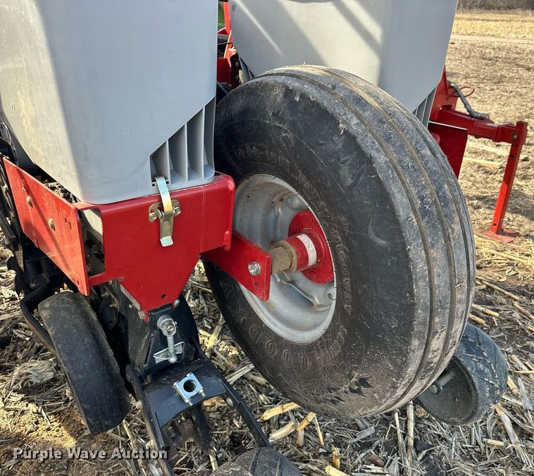 image for item NJ9351 Case IH Early Riser 1250 planter