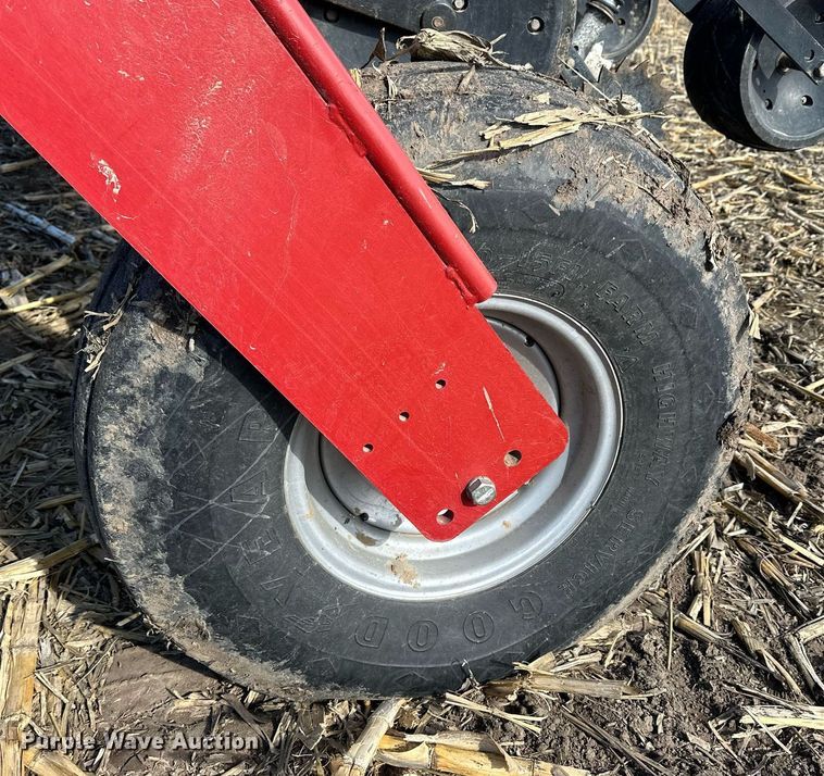 image for item NJ9351 Case IH Early Riser 1250 planter
