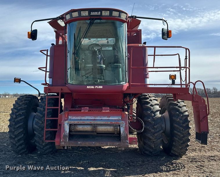 image for item NJ9353 1999 Case 2388 Axial-Flow combine