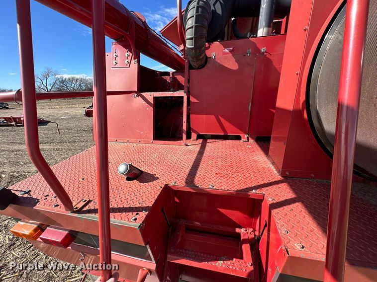 image for item NJ9353 1999 Case 2388 Axial-Flow combine