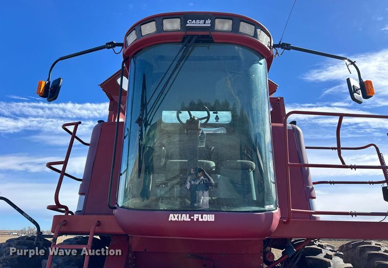 image for item NJ9353 1999 Case 2388 Axial-Flow combine