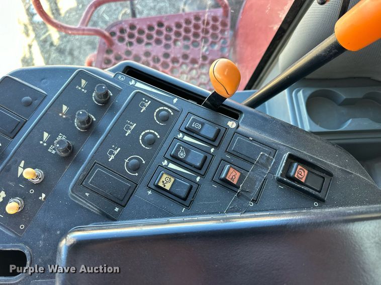 image for item NJ9353 1999 Case 2388 Axial-Flow combine