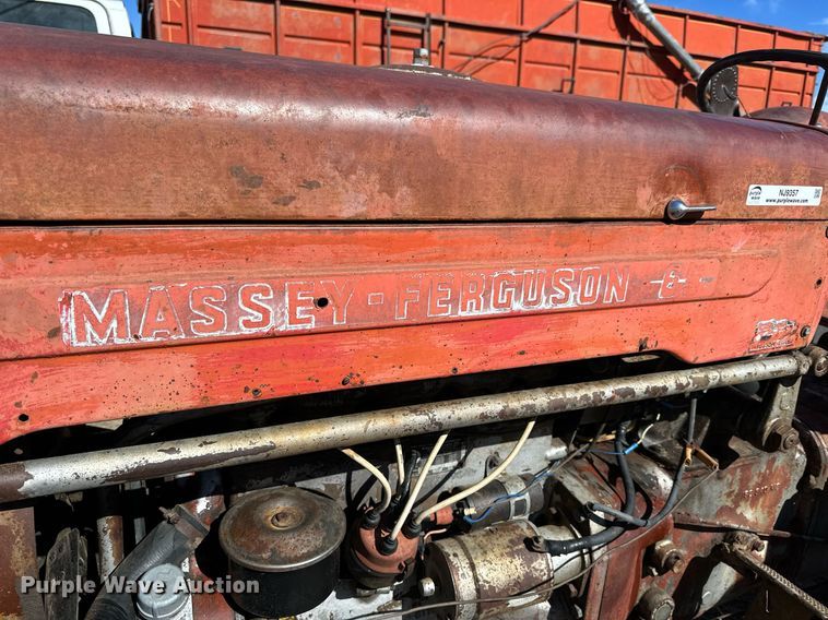 image for item NJ9357 1959 Massey Ferguson 65 tractor