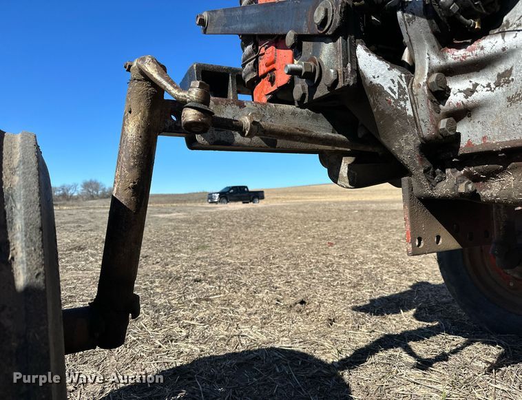 image for item NJ9357 1959 Massey Ferguson 65 tractor