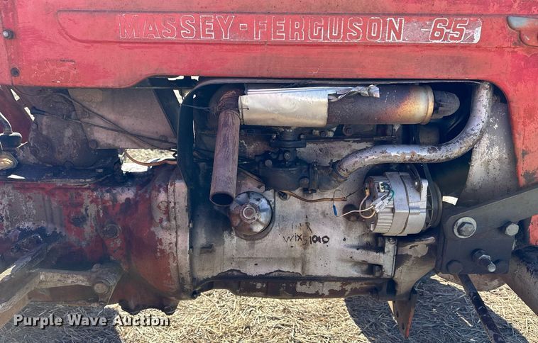 image for item NJ9357 1959 Massey Ferguson 65 tractor