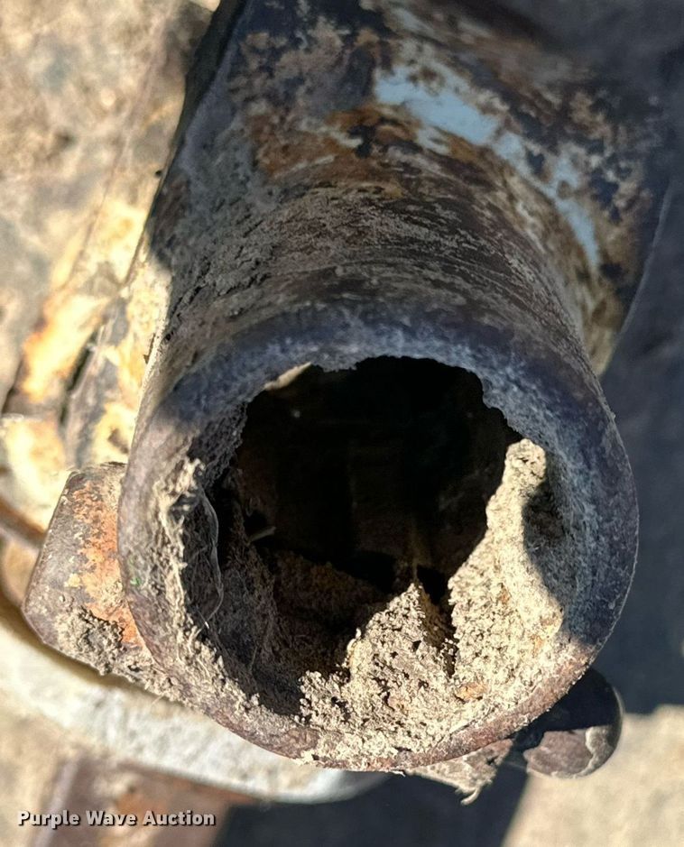 image for item NJ9357 1959 Massey Ferguson 65 tractor