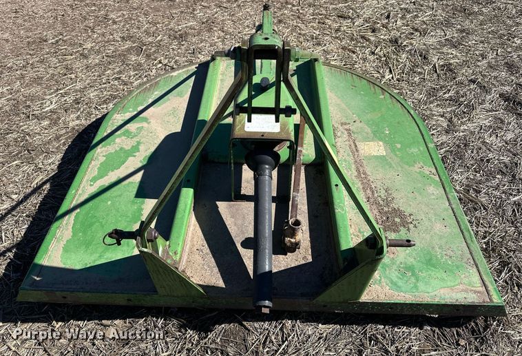 image for item NJ9357 1959 Massey Ferguson 65 tractor