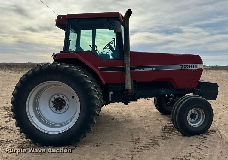 image for item NJ9367 1994 Case IH 7230 tractor