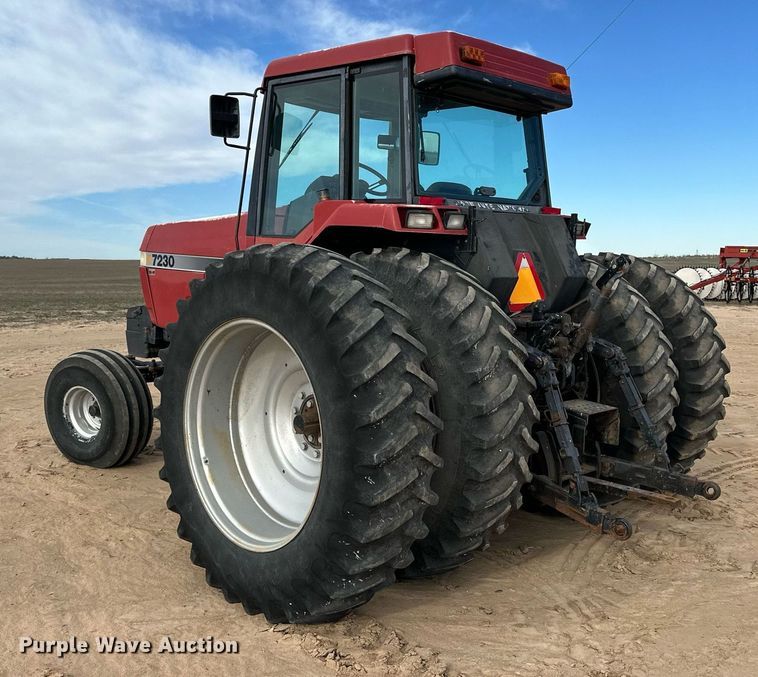 image for item NJ9367 1994 Case IH 7230 tractor