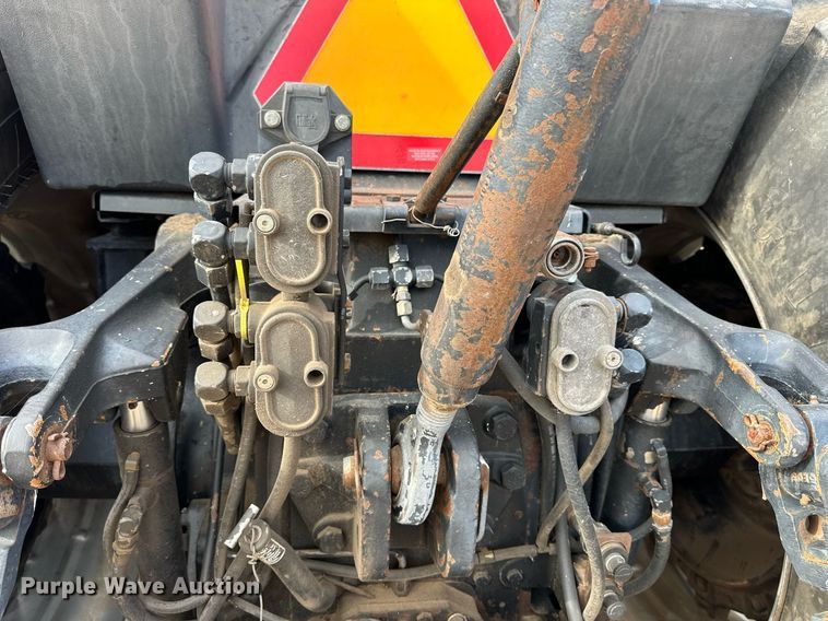 image for item NJ9367 1994 Case IH 7230 tractor