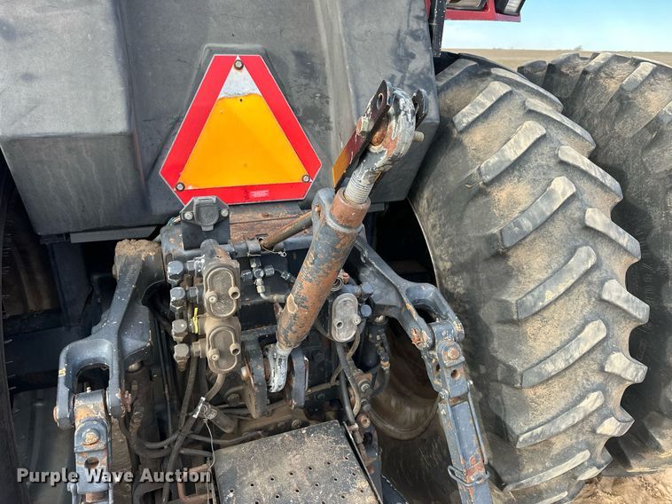 image for item NJ9367 1994 Case IH 7230 tractor