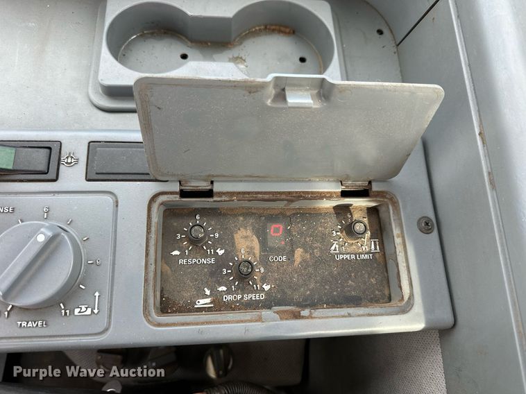 image for item NJ9367 1994 Case IH 7230 tractor