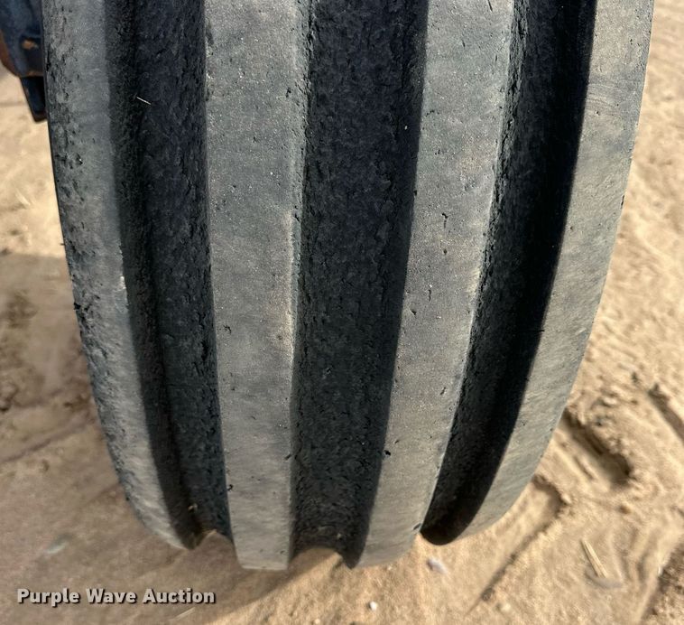 image for item NJ9367 1994 Case IH 7230 tractor