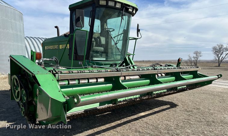 image for item NJ9391 2001 John Deere 4890 SP swather / windrower