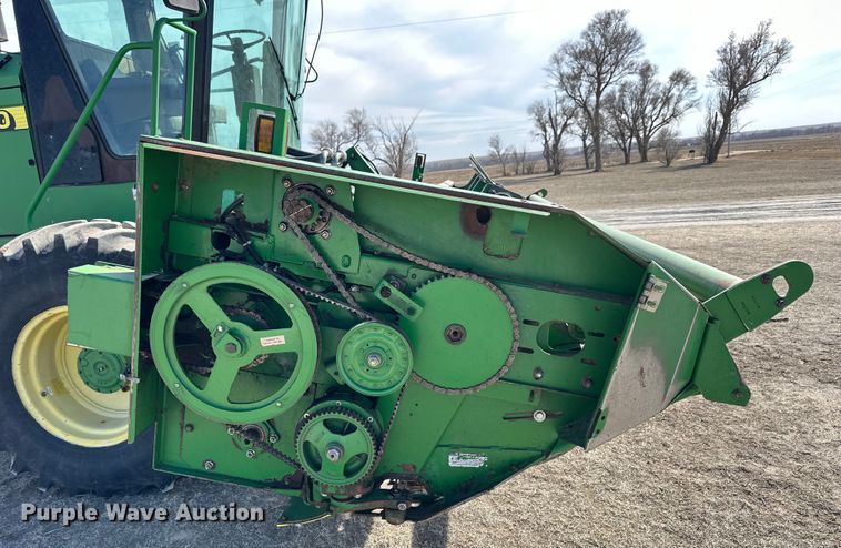 image for item NJ9391 2001 John Deere 4890 SP swather / windrower