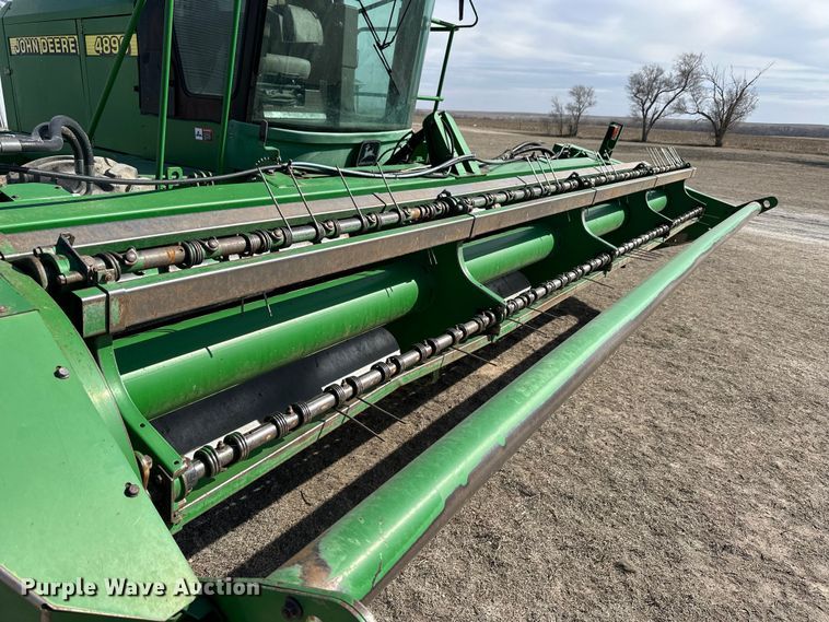 image for item NJ9391 2001 John Deere 4890 SP swather / windrower