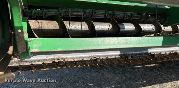 image for item NJ9391 2001 John Deere 4890 SP swather / windrower