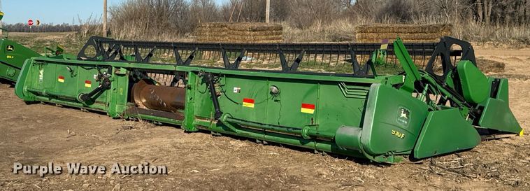 image for item NU9410 John Deere 930F flex head