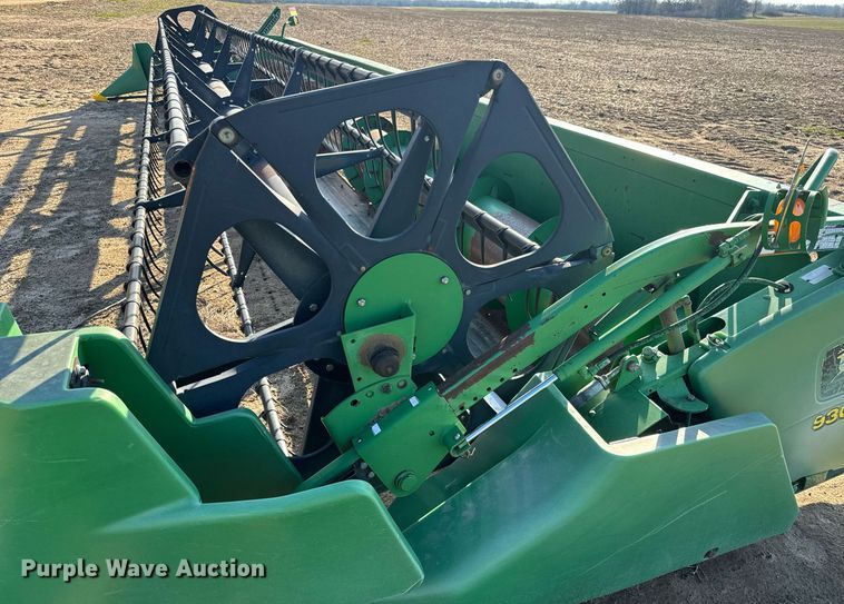 image for item NU9410 John Deere 930F flex head