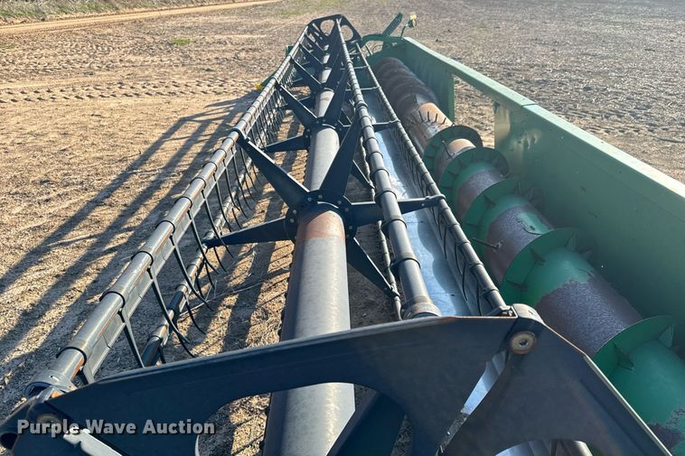 image for item NU9410 John Deere 930F flex head