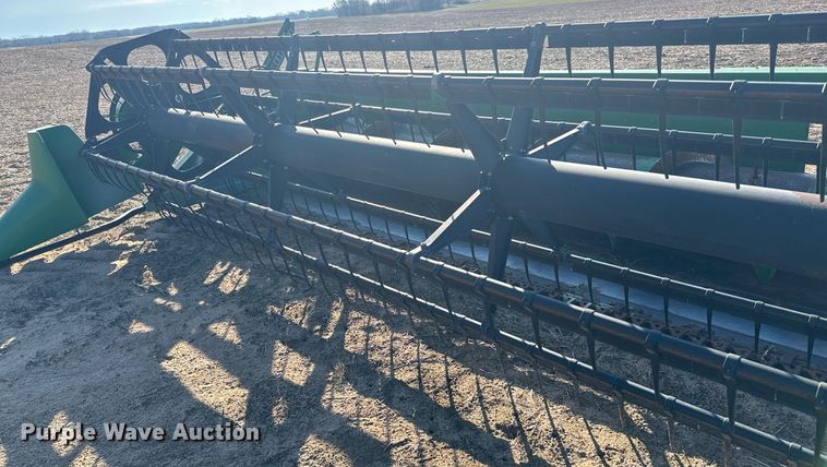 image for item NU9410 John Deere 930F flex head