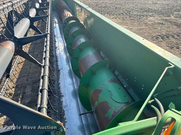 image for item NU9410 John Deere 930F flex head