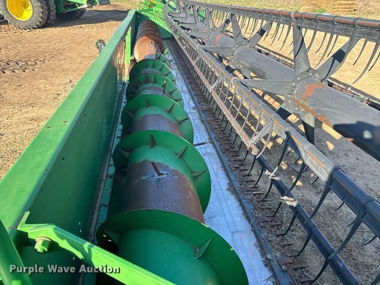 image for item NU9410 John Deere 930F flex head