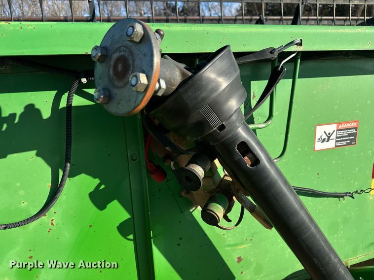 image for item NU9410 John Deere 930F flex head