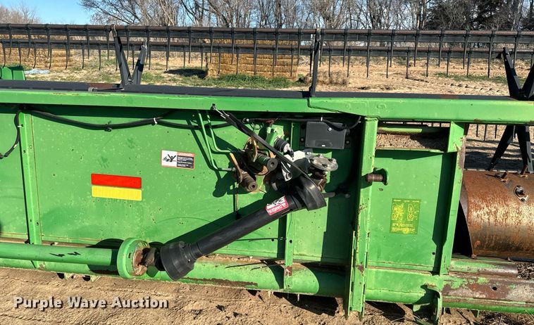 image for item NU9410 John Deere 930F flex head
