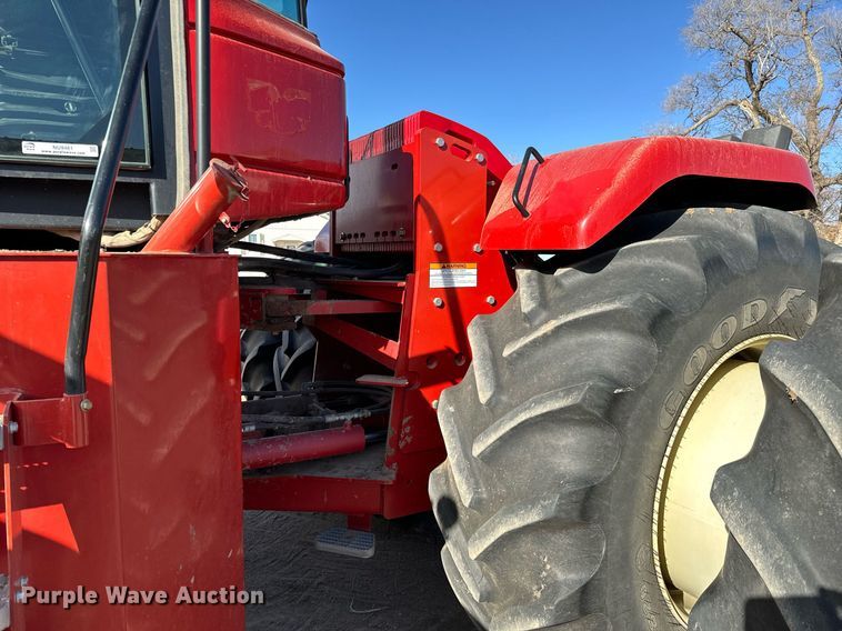 image for item NU9461 2014 Versatile 2375 tractor