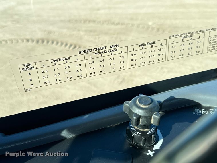 image for item NU9461 2014 Versatile 2375 tractor