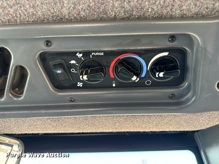 image for item NU9461 2014 Versatile 2375 tractor