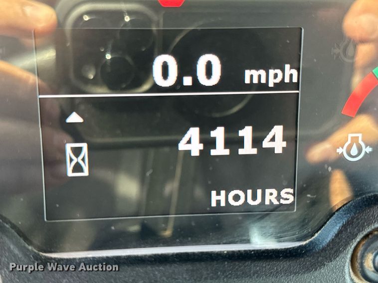 image for item NU9461 2014 Versatile 2375 tractor