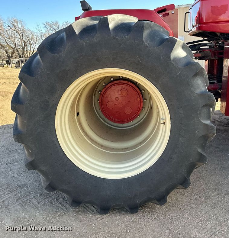 image for item NU9461 2014 Versatile 2375 tractor