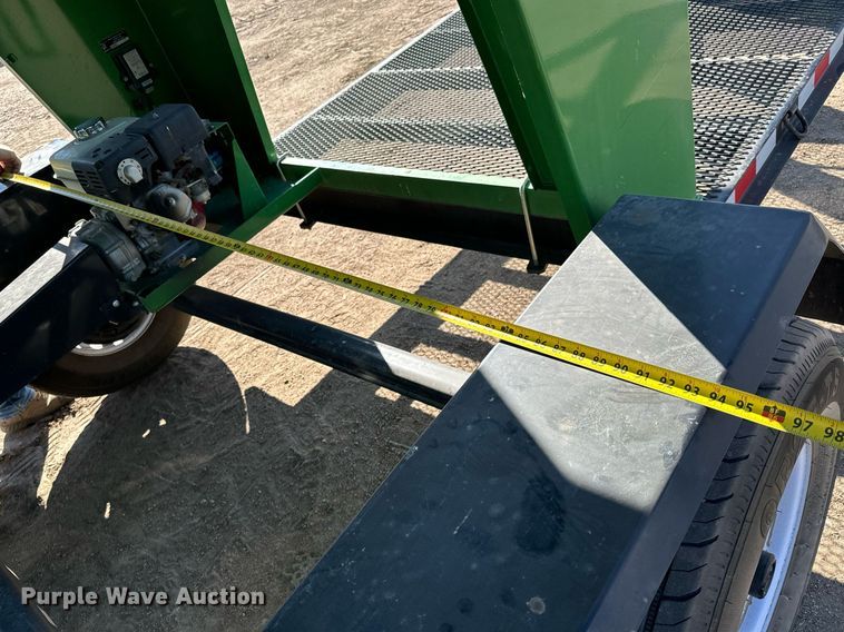 image for item NU9462 Patriot  330 seed tender