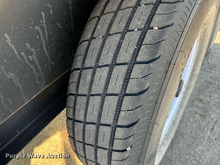 image for item NU9462 Patriot  330 seed tender