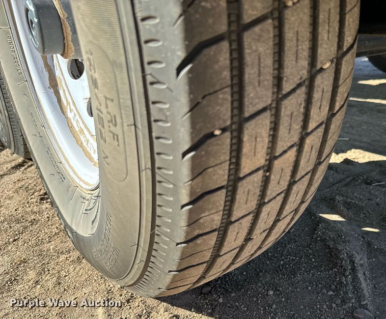 image for item NU9462 Patriot  330 seed tender