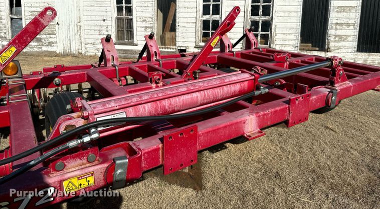 image for item NU9463 Sunflower 3672-35 sweep plow