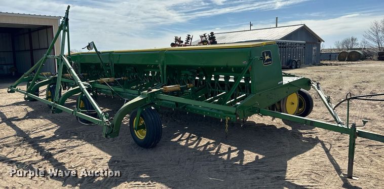 image for item NU9465 John Deere 9300 hoe grain drill