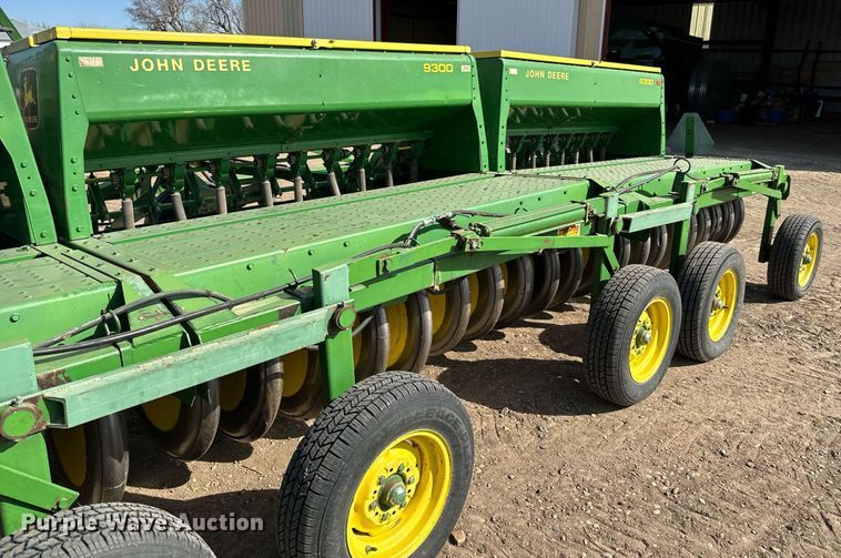 image for item NU9465 John Deere 9300 hoe grain drill