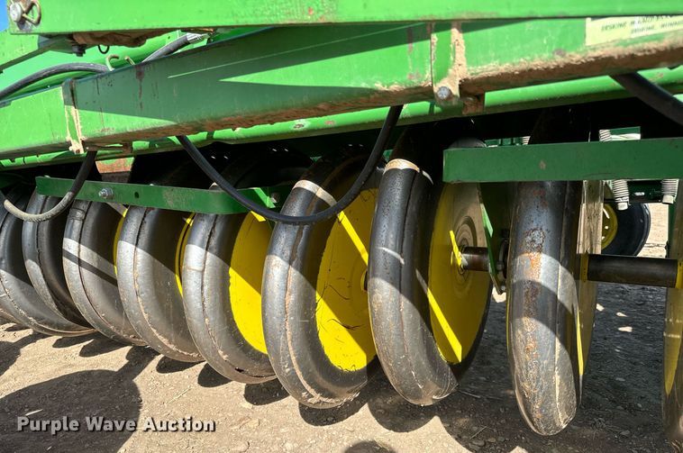 image for item NU9465 John Deere 9300 hoe grain drill