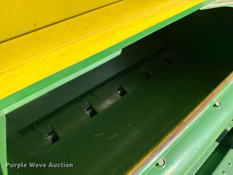 image for item NU9465 John Deere 9300 hoe grain drill