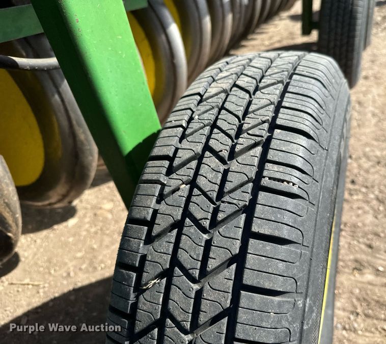 image for item NU9465 John Deere 9300 hoe grain drill