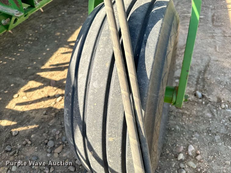 image for item NU9465 John Deere 9300 hoe grain drill